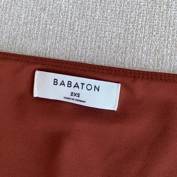 Babton Contour Scoopneck tank - Picture 2 of 6